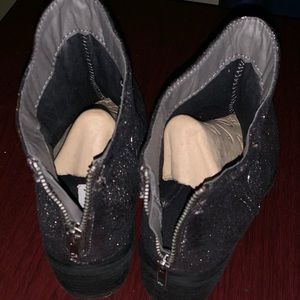 Speckled metallic boots